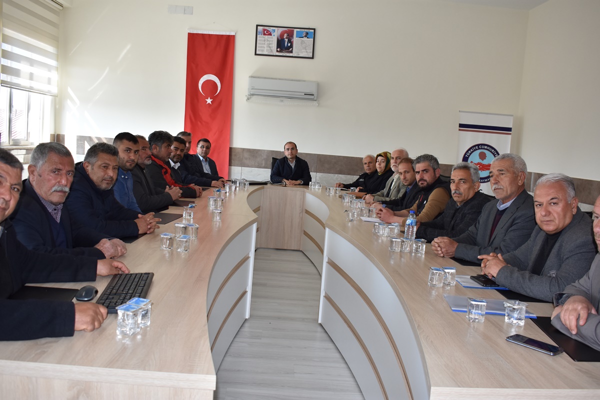 Kaymakamımız Sayın Ali İhsan SELİMOĞLU'nun Başkanlığı'nda 2023 Yılı Şubat Ayı Muhtarlar Toplantısı Yapıldı